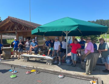 Abteilungsturnier der Stockschützen – ein voller Erfolg bei Traumwetter