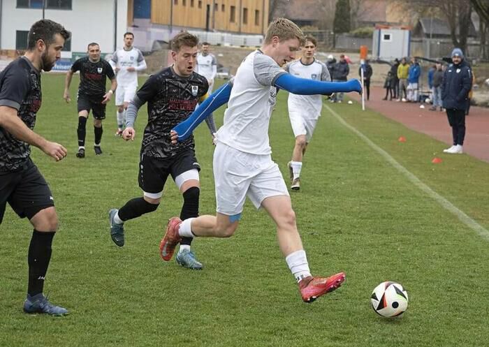 Glonns dritter Streich kommt zu spät